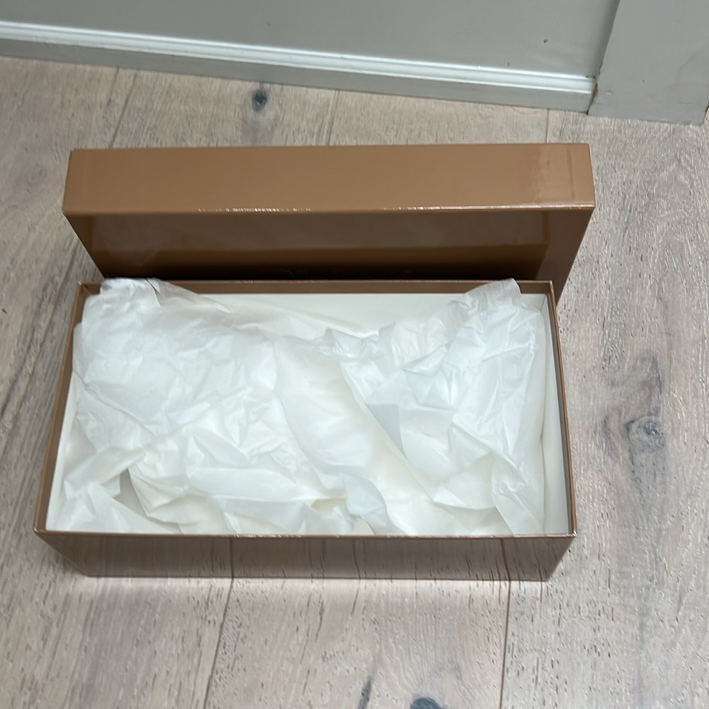 Chloé Tan Box - Picture 5 of 5